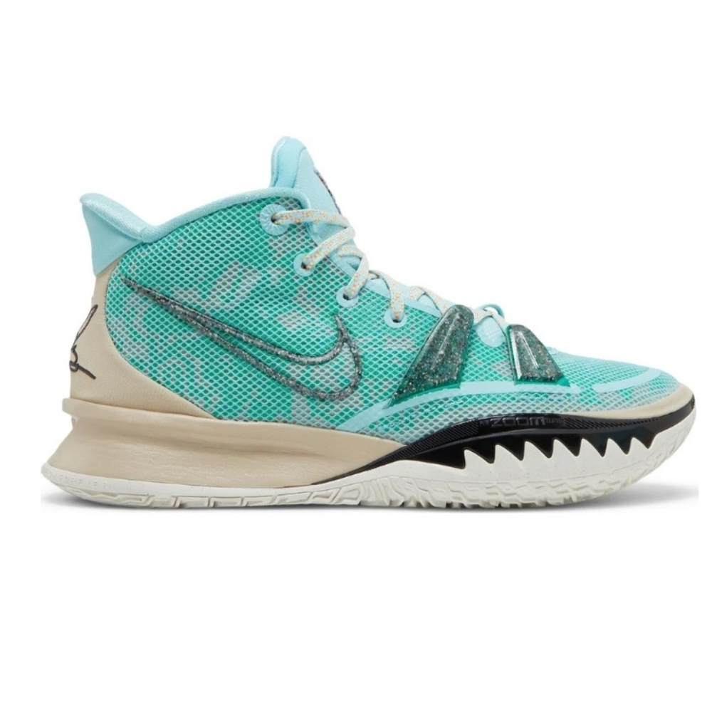 Nike Kyrie 7 "Copa" Shoes